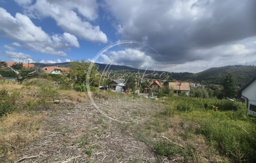 Pécs Eladó Telek Mária dűlő