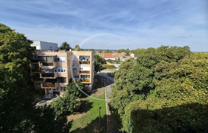Szigetvár Eladó Lakás Radován Tér