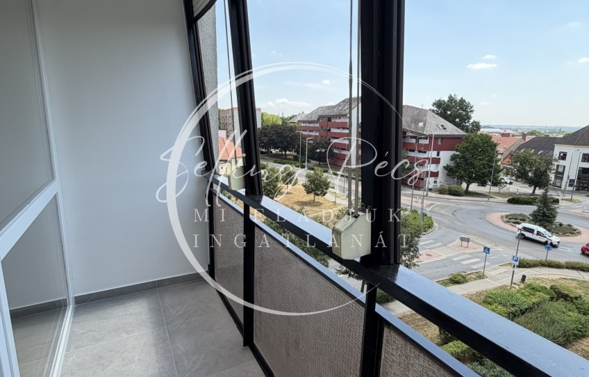 Pécs Eladó Lakás Eszék utca