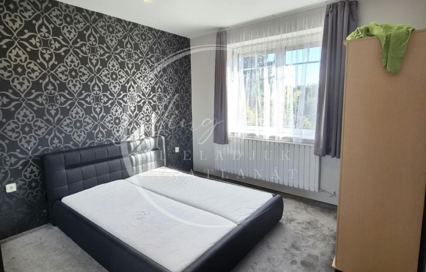Pécs Kiadó Lakás Bokor utca