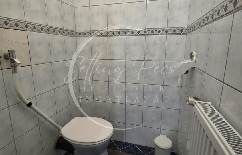Pécs Kiadó Lakás Bokor utca