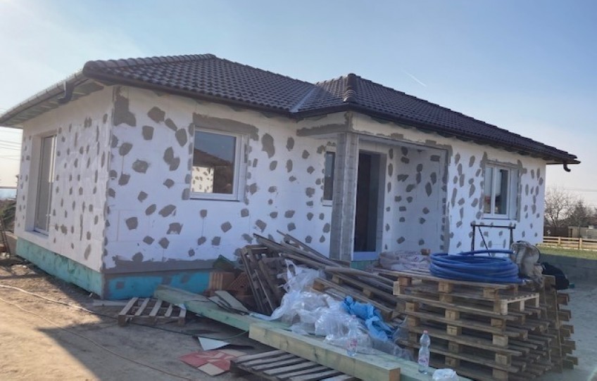 Győrújbarát Eladó Ház
