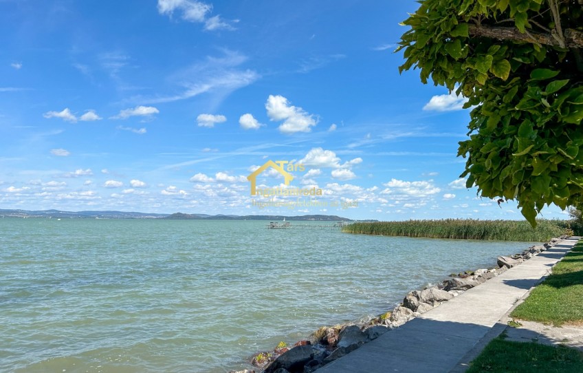 Balatonszárszó Eladó Lakás Ady Endre utca