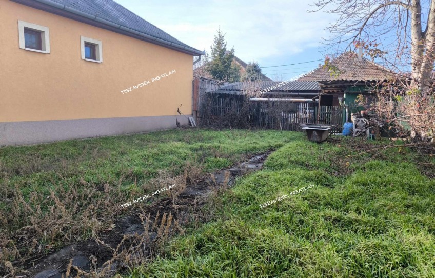 Szolnok Eladó Ház Róka utca