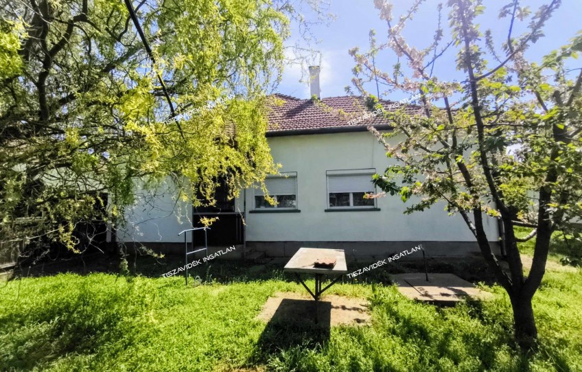 Nagykörű Eladó Ház Táncsics út