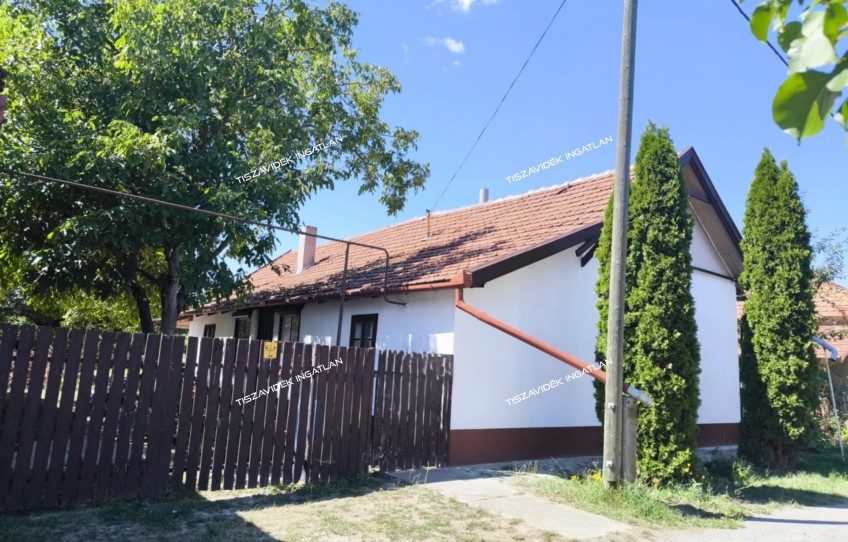 Nagykörű Eladó Ház Tompa M. út