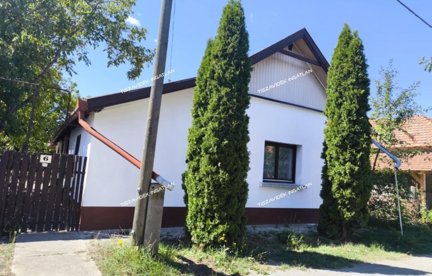 Nagykörű Eladó Ház Tompa M. út