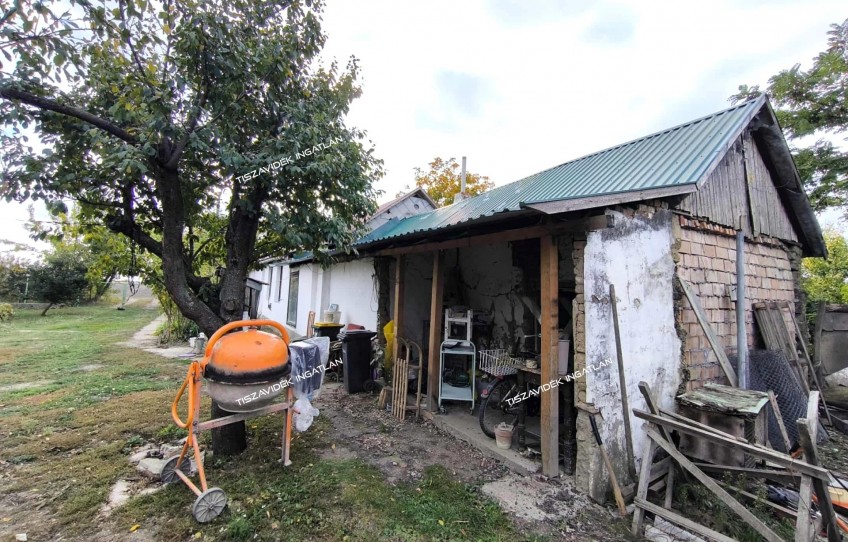 Tiszasüly Eladó Ház Mező út