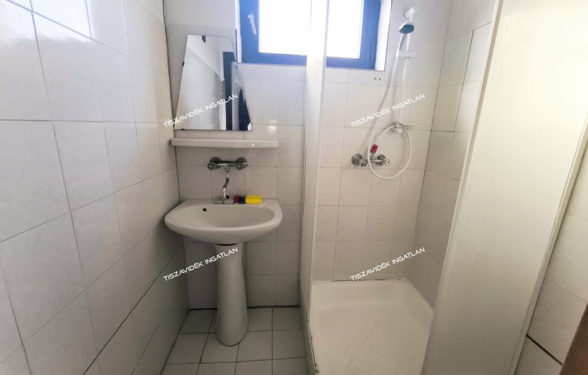 Kőtelek Eladó Ház Kassai út