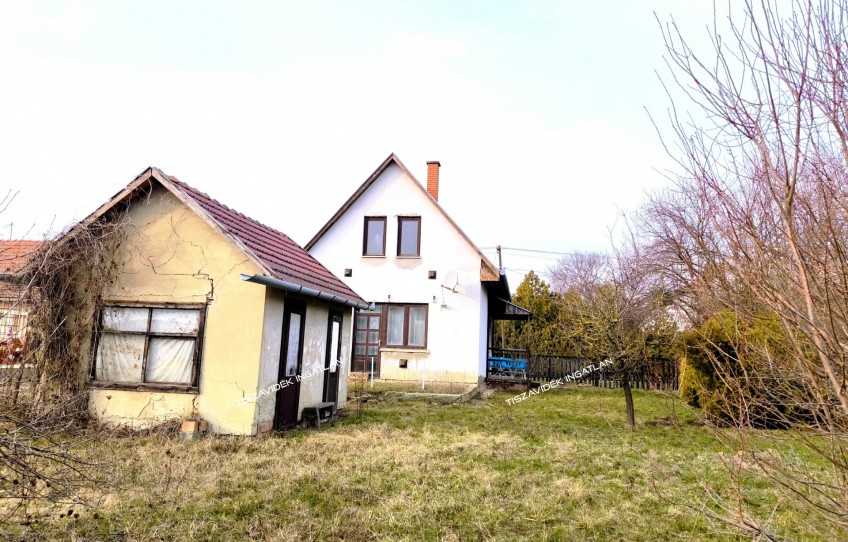 Kőtelek Eladó Ház Kassai út