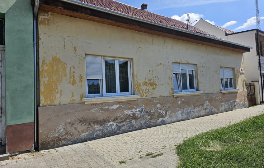 Pápa Eladó Ház