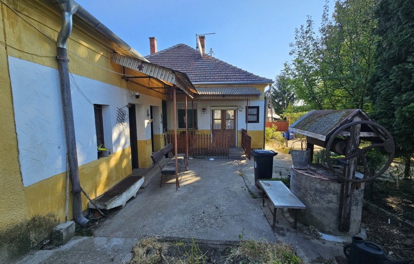 Nagygyimót Eladó Ház