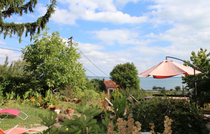 Balatonalmádi Eladó Lakás Dr. Óvári Ferenc utca