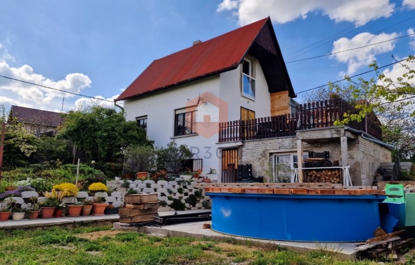 Pécs Eladó Ház Sáska dűlő