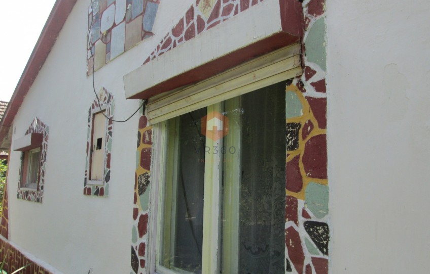Lothárd Eladó Ház