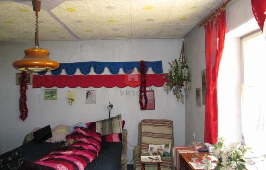 Lothárd Eladó Ház