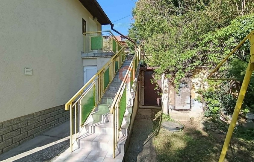 Pécs Eladó Ház Erdész utca