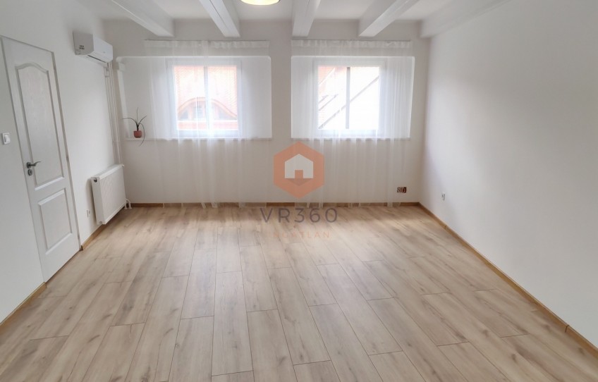 Pécs Eladó Lakás