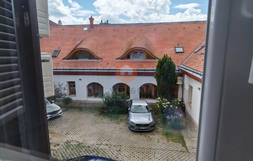Pécs Eladó Lakás