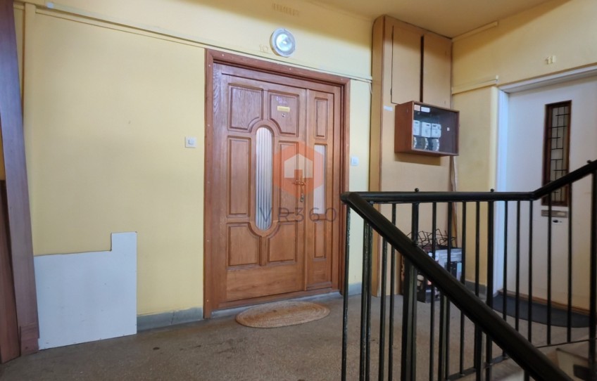 Pécs Eladó Lakás Építők útja