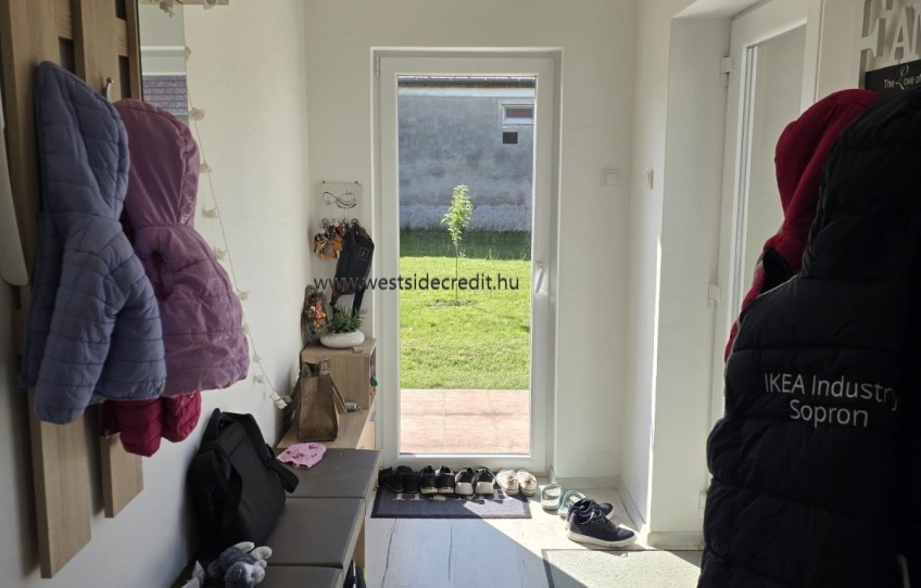 Maglóca Eladó Ház
