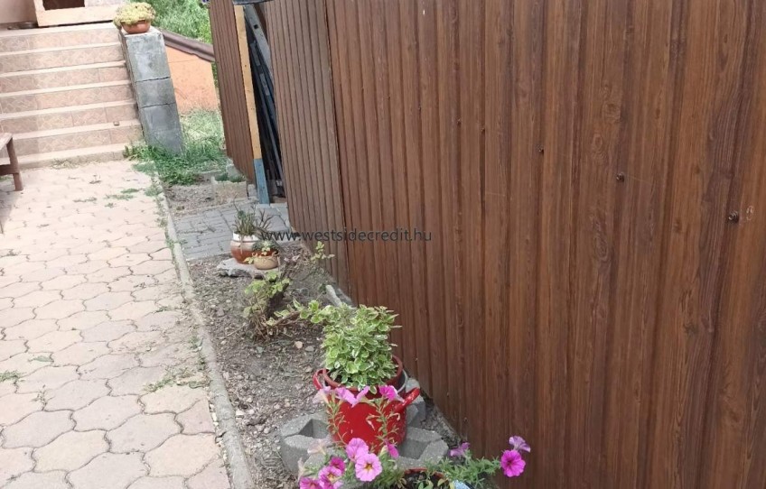 Hegyeshalom Eladó Ház