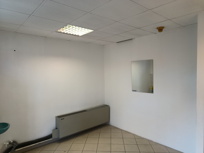 Pécs Eladó Üzlethelyiség Citrom utca