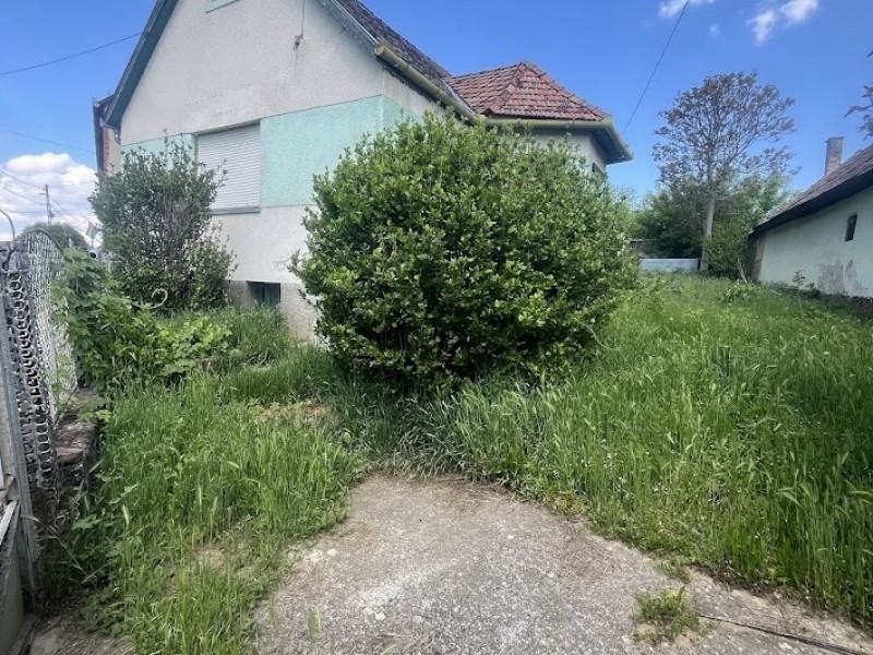 Kocsola Eladó Ház