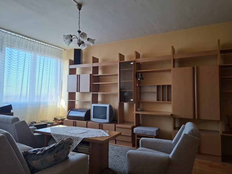 Pécs Eladó Lakás Lahti utca