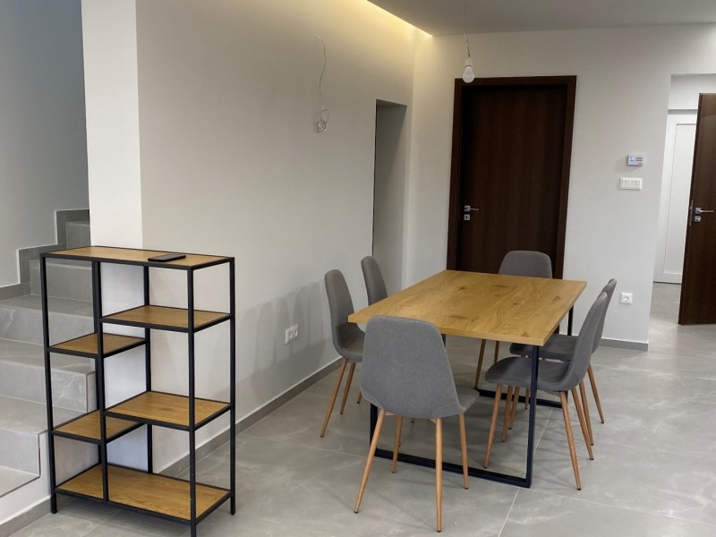 Győr Kiadó Ház Borostyán sétány