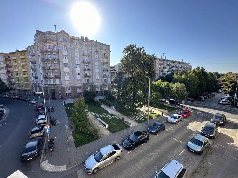 Budapest XI. kerület Eladó Lakás Kosztolányi Dezső tér