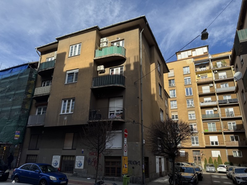 Budapest II. kerület Eladó Lakás Varsányi udvar