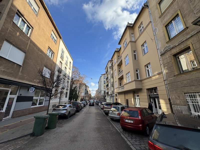 Budapest II. kerület Eladó Lakás Varsányi udvar