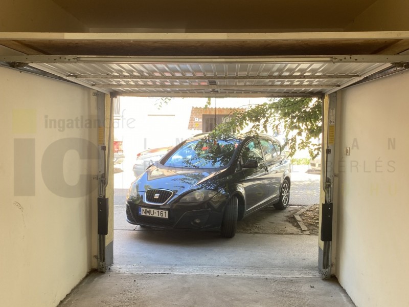 Szeged Eladó Garázs Borbás utca