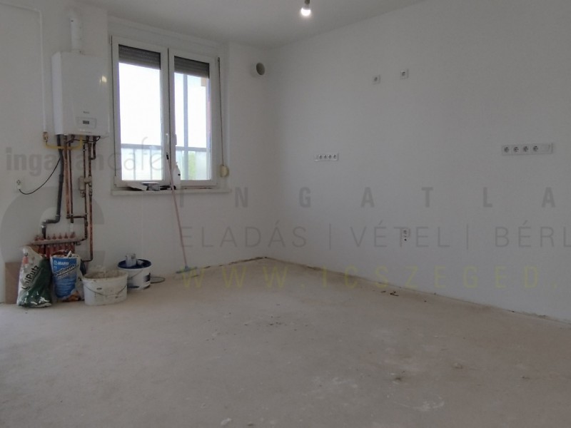 Szeged Eladó Lakás Hóbiárt basa utca