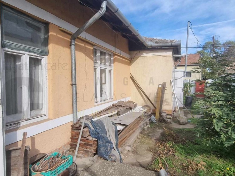 Szeged Kiadó Ház