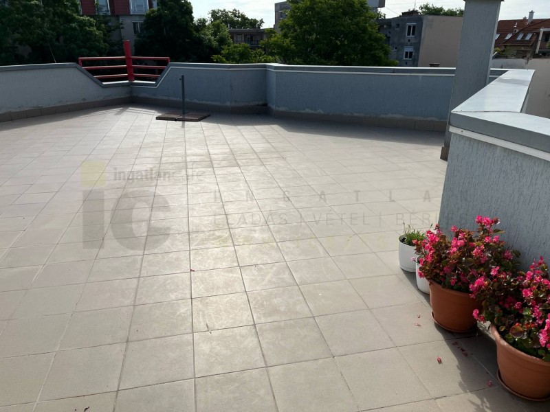 Szeged Eladó Lakás Csongrádi sugárút