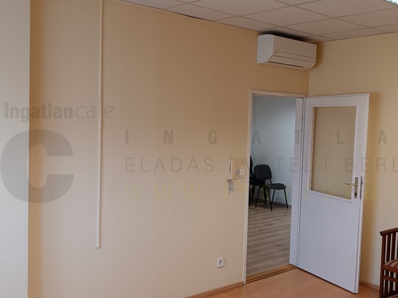 Szeged Eladó Iroda