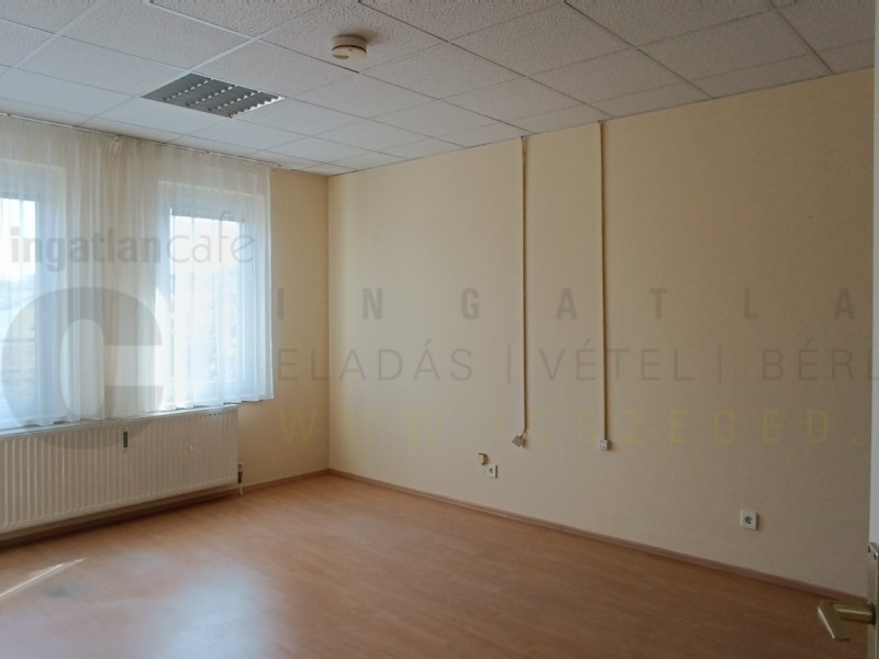 Szeged Eladó Iroda