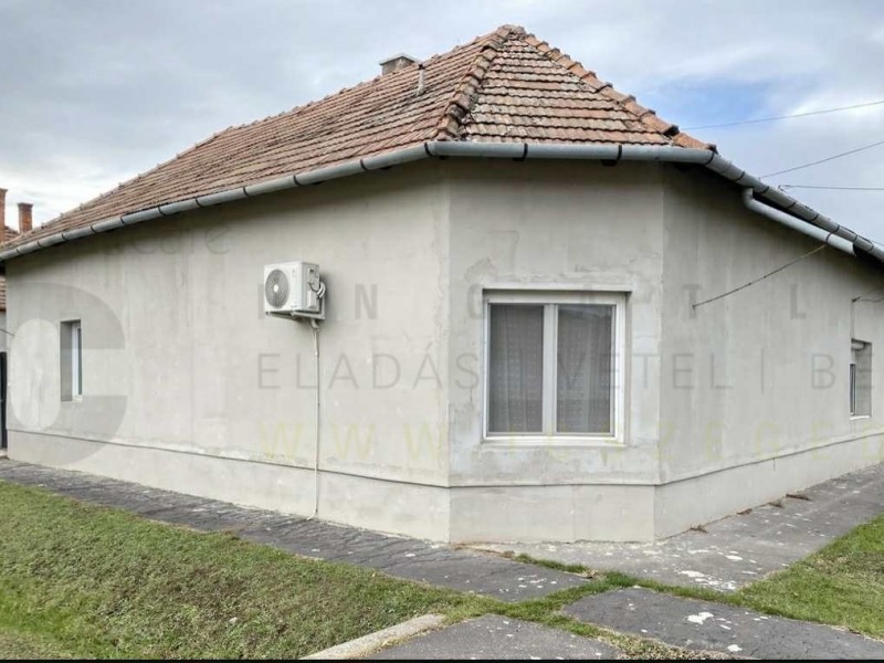 Szentes Eladó Ház Felsőpárt