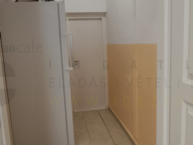 Földeák Eladó Üzlethelyiség