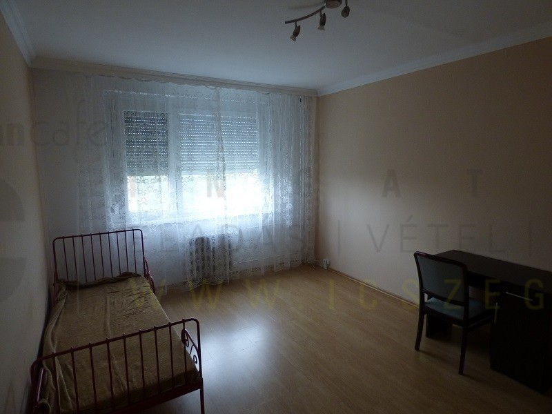Szeged Eladó Lakás Űrhajós utca