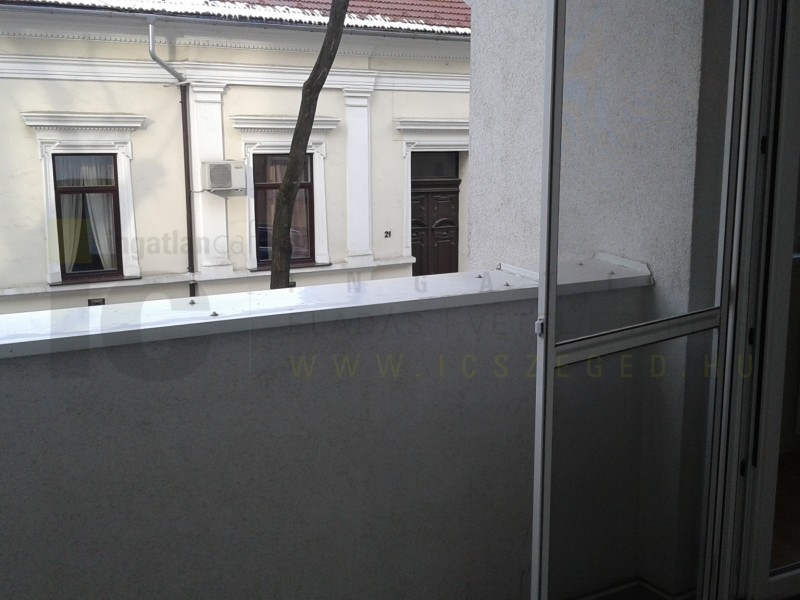 Szeged Eladó Lakás Hajnóczy utca