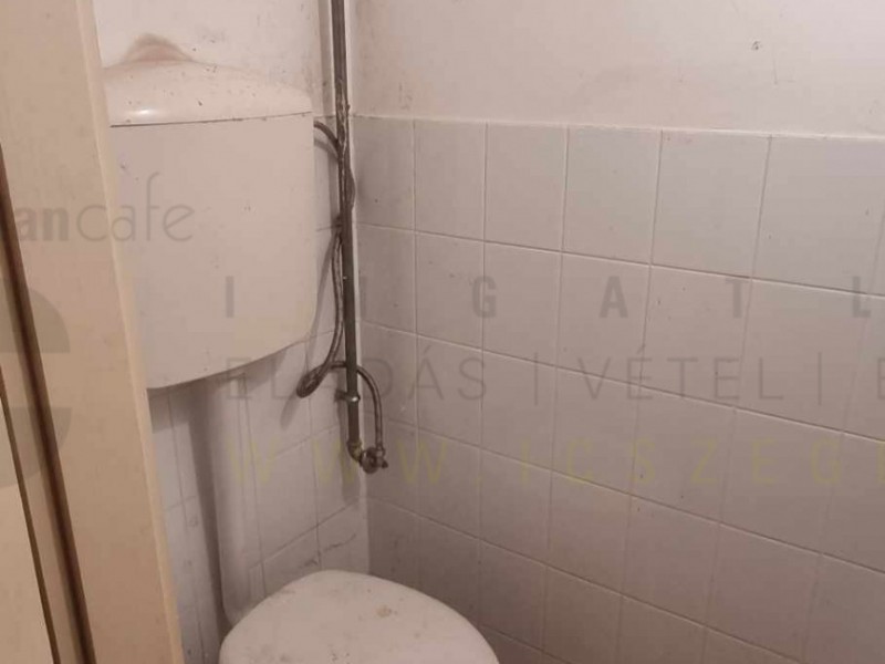 Szeged Kiadó Üzlethelyiség