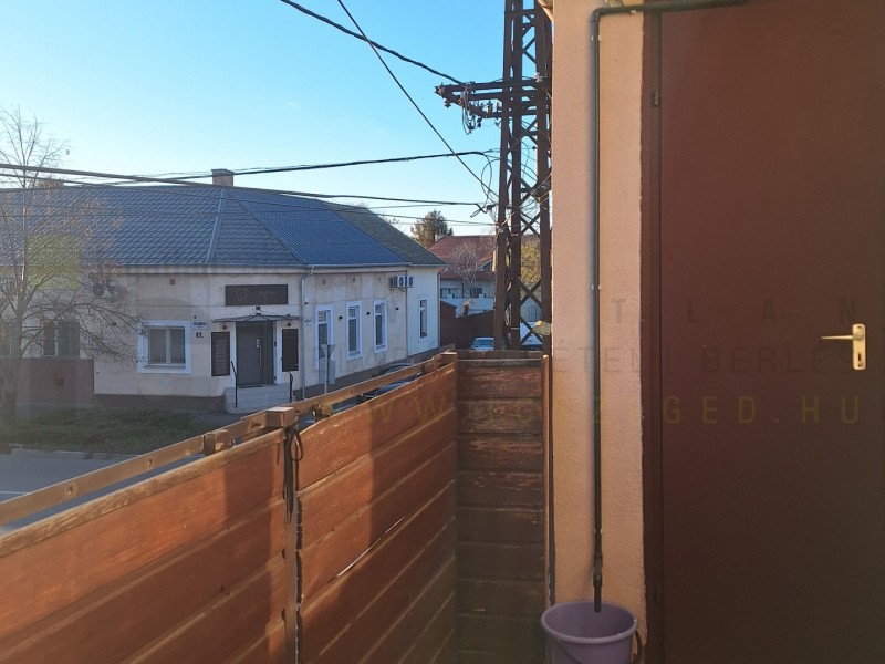 Szeged Eladó Lakás Földmíves utca