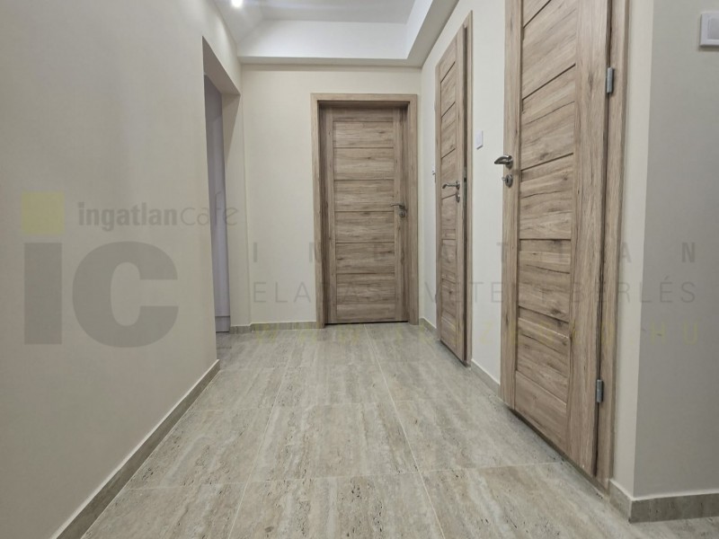 Szeged Eladó Lakás Lomnici utca