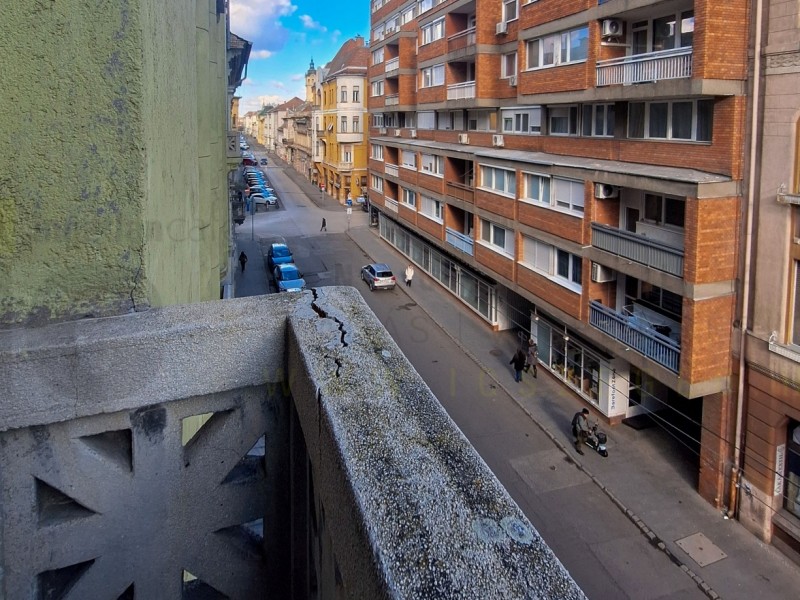 Szeged Eladó Lakás Feketesas utca