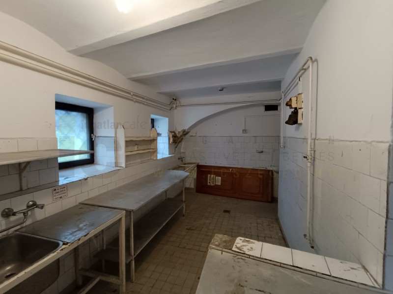 Szeged Kiadó Ipari Gólya utca