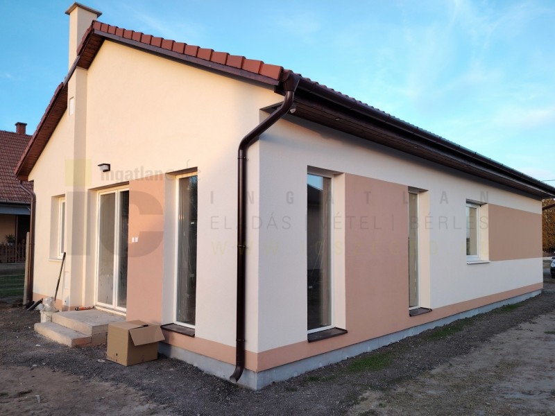 Mártély Eladó Ház Fő utca
