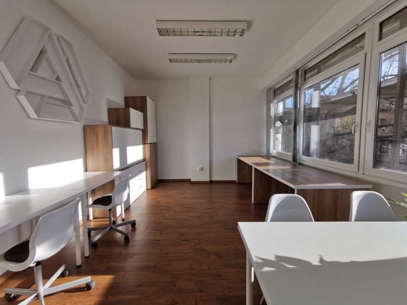 Szeged Eladó Iroda Arany János utca